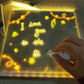 🎨 50 % RABATT NU! ✨ Lysande LED-ritbräda för barn – återanvändbar yta, USB-driven & 6 färgpennor – perfekt för kreativa små konstnärer 🖍️
