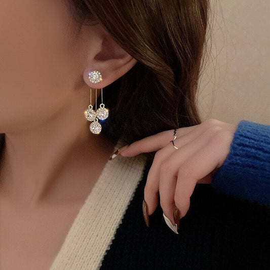 💎 50% RABATT NU! ✨ Zirkon Runda Kronbladsörhängen – Hypoallergena, Äkta Guldbelagda & Bländande Diamantglans 💛