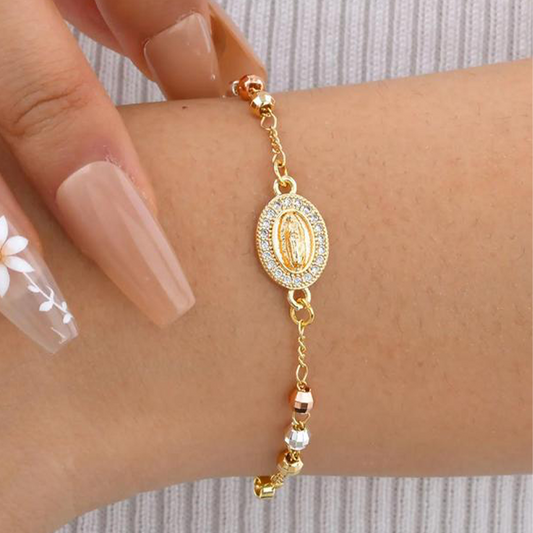 📿 50% RABATT NU! ✨ Elegant Armband med Kors och Strassstenar – Trefärgad Design & Symbolisk Berlock – Perfekt för Vardag & Fest – En Meningsfull Present 💖