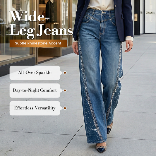 Damjeans med breda ben och strassdekorationer