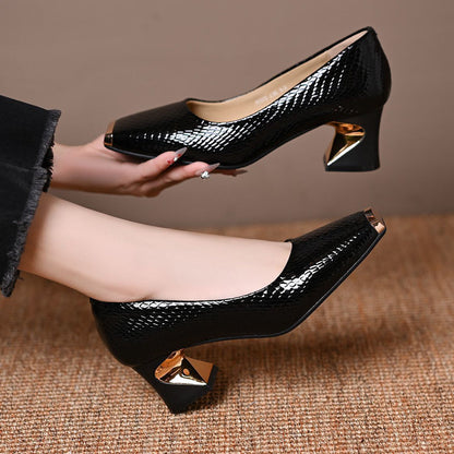 👠 50% RABATT 🐍 | Damskor med Blockklack & Ormskinnsmönster – Metallackcent