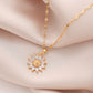 🌻 50% RABATT NU! ✨ Solros Hängsmycke Halsband för Kvinnor – Glittrande Kubisk Zirkonia, Lättvikt & Hållbar Guldton Finish 💛