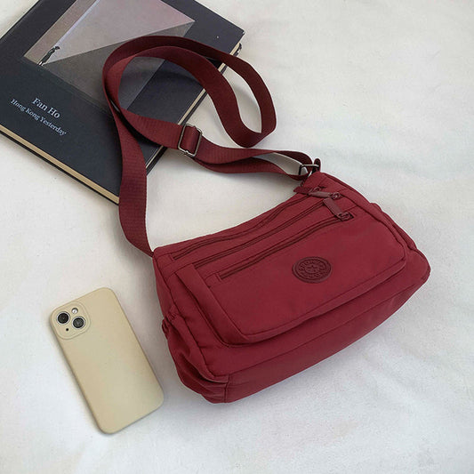 🎒 50% RABATT NU! 💼 Lätt Crossbody-väska i Nylon med Flera Fickor – Organiserad, Rymlig & Justerbar Rem ✨