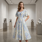 👗 50% RABATT NU! 🌸 Eterisk Klockklänning med Vingarmer – Fyrkantig Ringning, Insnörd Midja & Vintage Blommönster 🦋