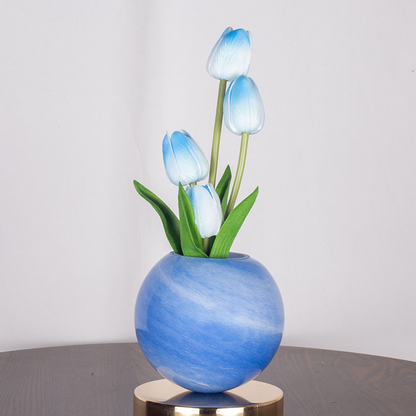 🌷 50 % RABATT NU! 💡 Elegant nattlampa i form av en tulpanbukett – varmt sken, högkvalitativt glas & tidlös design – perfekt för sovrummet 🛋️