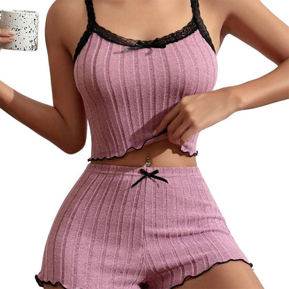 🛌 50% RABATT NU!🌸 Ribbad Pyjamas Set – Cami & Shorts med Spets Kanten – Mjuk Stickad Nattkläder – Mysigt Loungewear för Kvinnor 💤