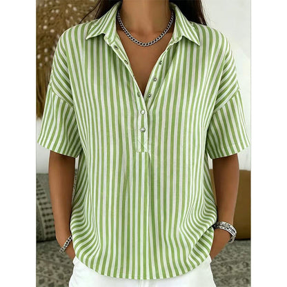 👚 50% RABATT NU!🌿 Dam Casual Randig Kortärmad Skjorta – Lös Passform & V-Ringning – Sommar Essential 🛍️