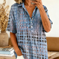 👚 50 % RABATT NU! 🌸 Sommarblus med krage för dam – abstrakt mönster, ledig passform & luftig – lätt, andas bra & perfekt för varma dagar ✨