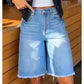 🩳 50% RABATT NU! 🎸 Dam Casual Fransade Denimshorts – Hög Midja & Slitna Detaljer – Perfekt för Bohemisk Sommarstil – Enkla att Matcha 🌸