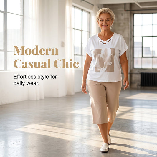 👗 50% RABATT NU! 🌿 Women Casual Two Piece Set – V-Neck Tee & Cropped Pants – Avslappnad Passform & Premium Hudvänligt Tyg – Perfekt för Vardag & Semester ☀️