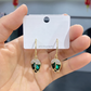 🌸 50 % RABATT NU! ✨ Eleganta C-formade örhängen med rosenknopp – blommig design, strassdetaljer & lättvikt – perfekt för vardag och fest 💎