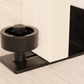 🚪 50 % RABATT NU! 🔧 Kraftig väggmonterad golvstyrning – justerbar, tyst rullning & hållbar – perfekt för skjutdörrar i hemmet 🏠