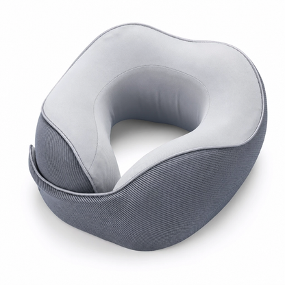 ✈️ 50 % RABATT NU! 🛌 U-formad resekudde i memory foam – svalkande issilke & magnetspänne för nacken ✨